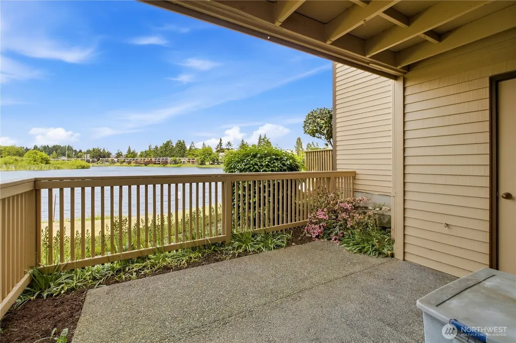 1018 S 312th Street Federal Way WA 98003