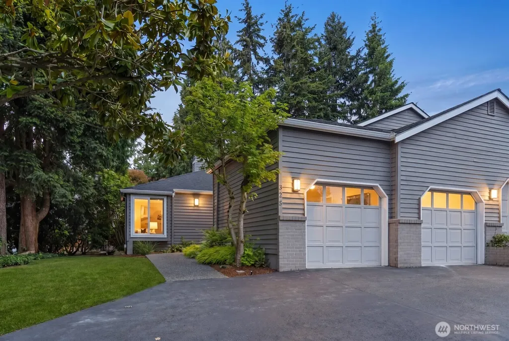 325 7th Avenue S Kirkland WA 98033
