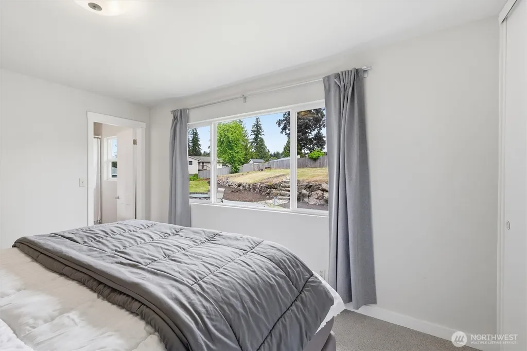 21020 98th Avenue S Kent WA 98031