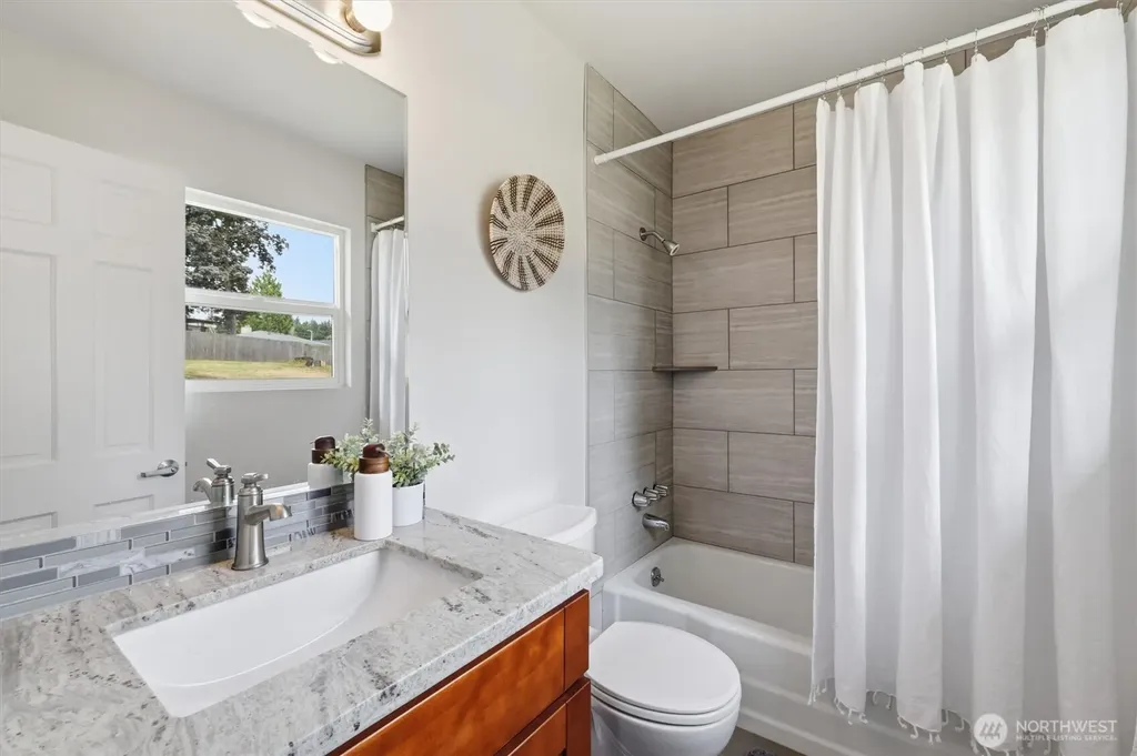 21020 98th Avenue S Kent WA 98031