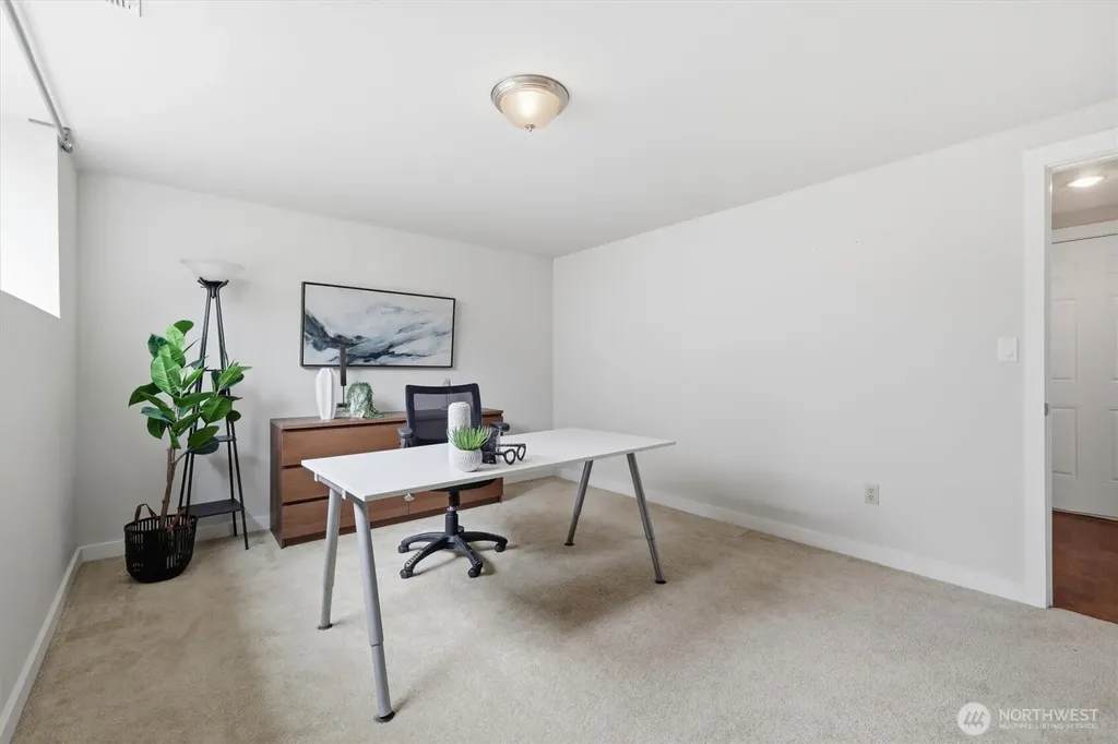 21020 98th Avenue S Kent WA 98031
