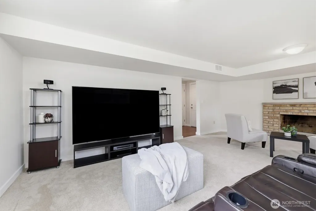 21020 98th Avenue S Kent WA 98031
