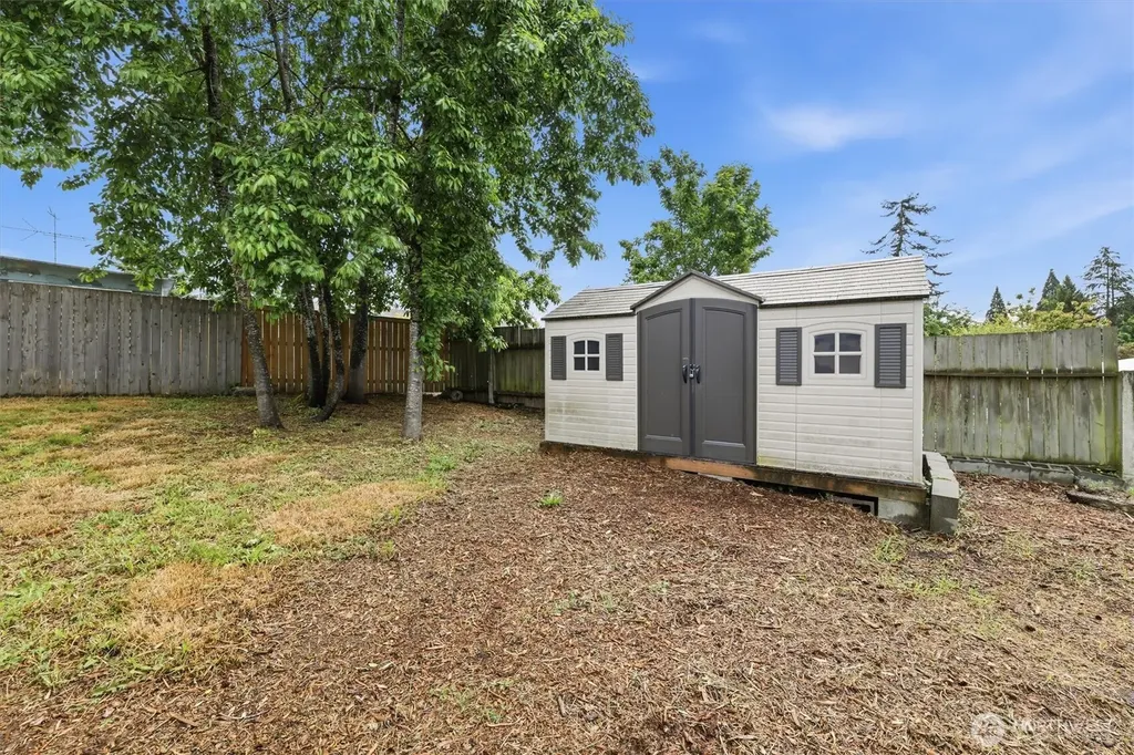 21020 98th Avenue S Kent WA 98031