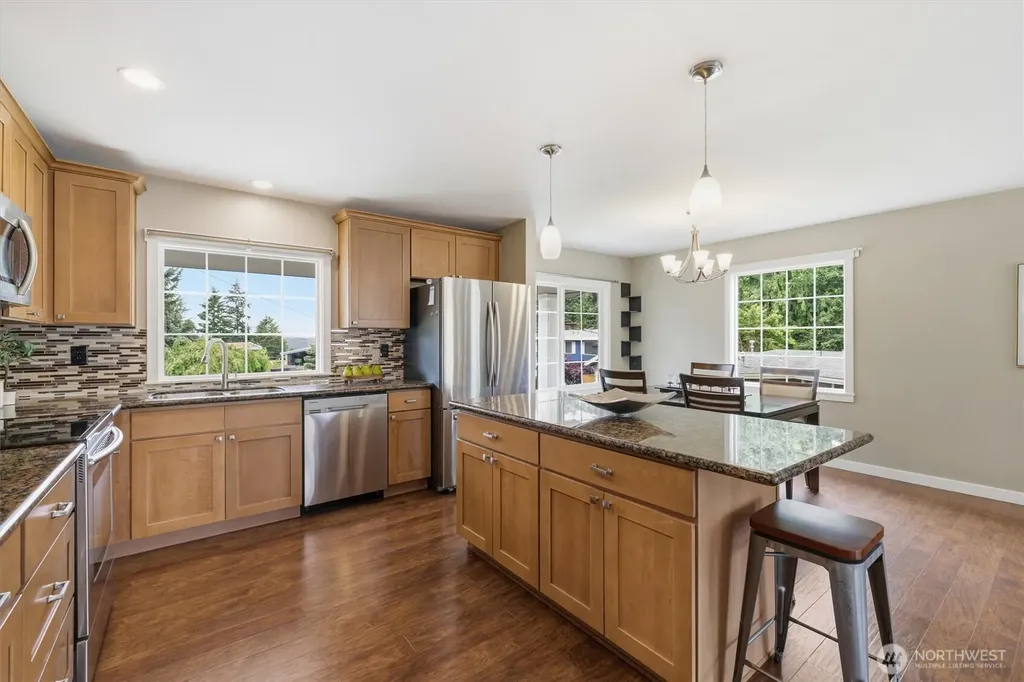 21020 98th Avenue S Kent WA 98031
