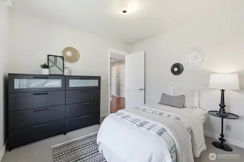 21020 98th Avenue S Kent WA 98031