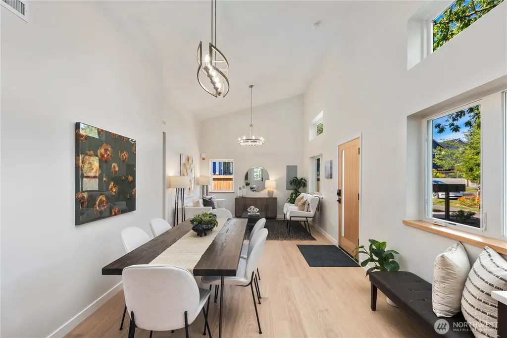 8627 30th Avenue SW Seattle WA 98126