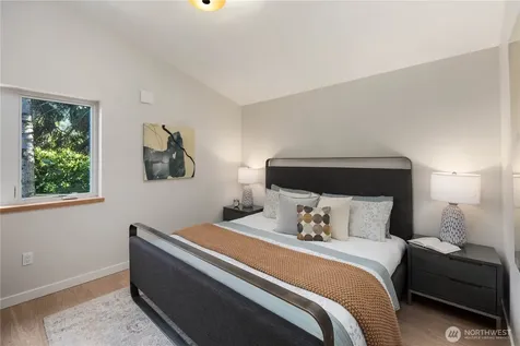 8627 30th Avenue SW Seattle WA 98126