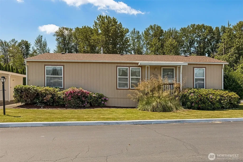 10702 63rd Street Puyallup WA 98372
