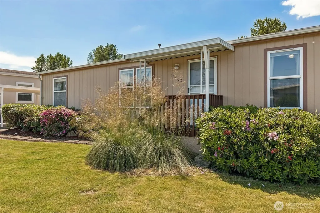 10702 63rd Street Puyallup WA 98372
