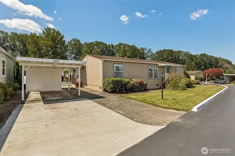 10702 63rd Street Puyallup WA 98372
