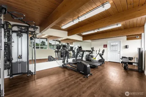 10702 63rd Street E Puyallup WA 98372