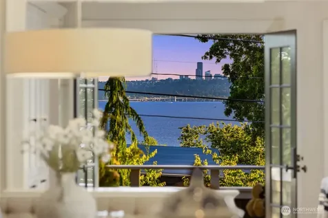 1010 6th Street W Kirkland WA 98033