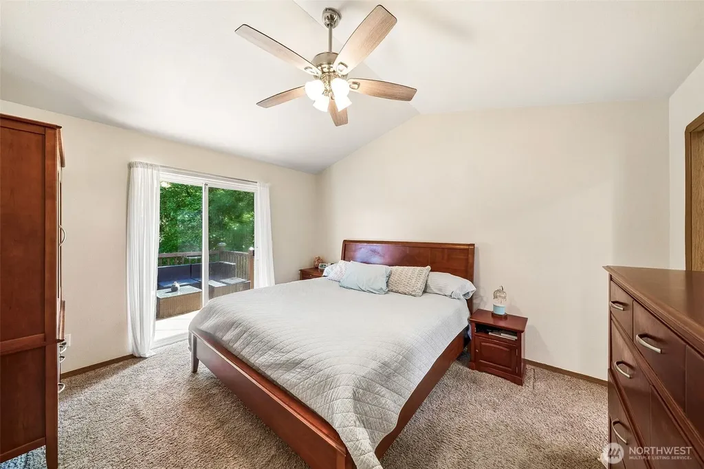 7624 52nd Avenue E Tacoma WA 98443