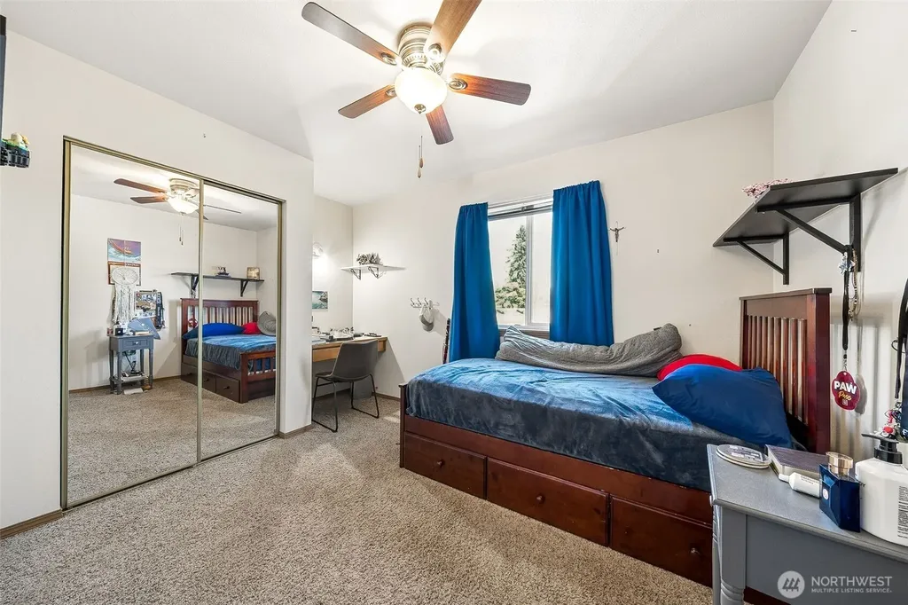 7624 52nd Avenue E Tacoma WA 98443