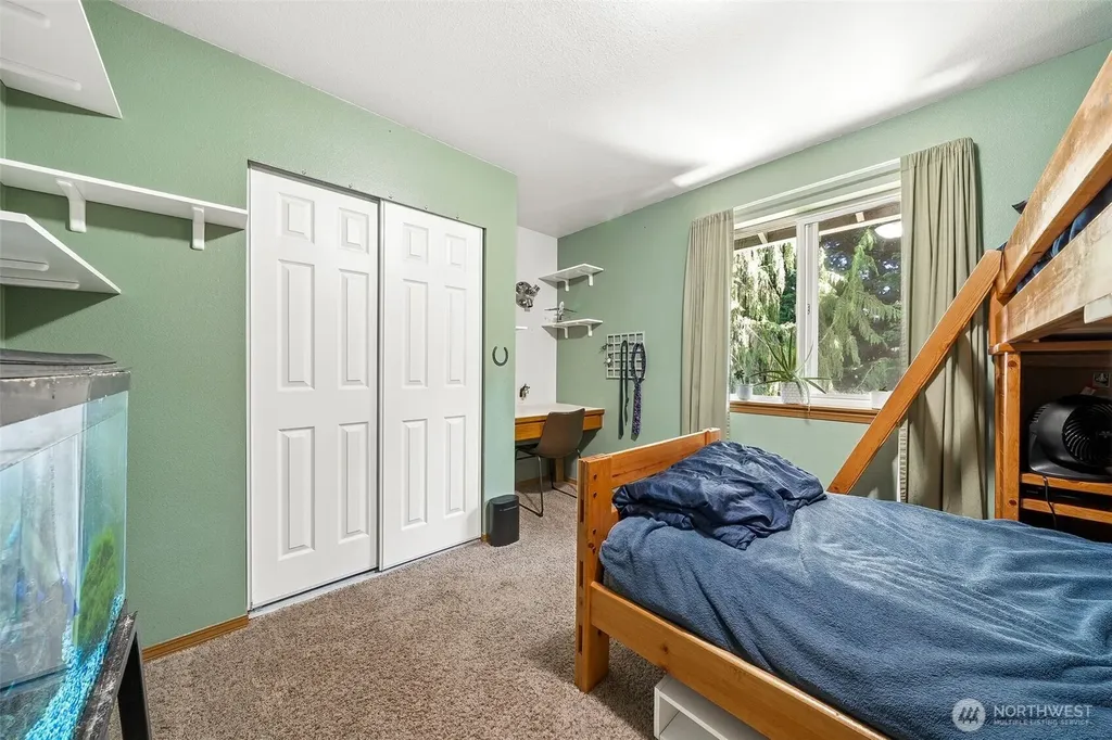 7624 52nd Avenue E Tacoma WA 98443