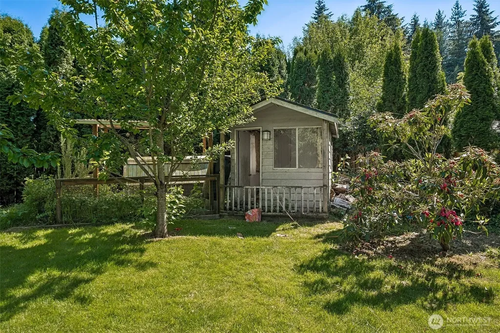 7624 52nd Avenue E Tacoma WA 98443