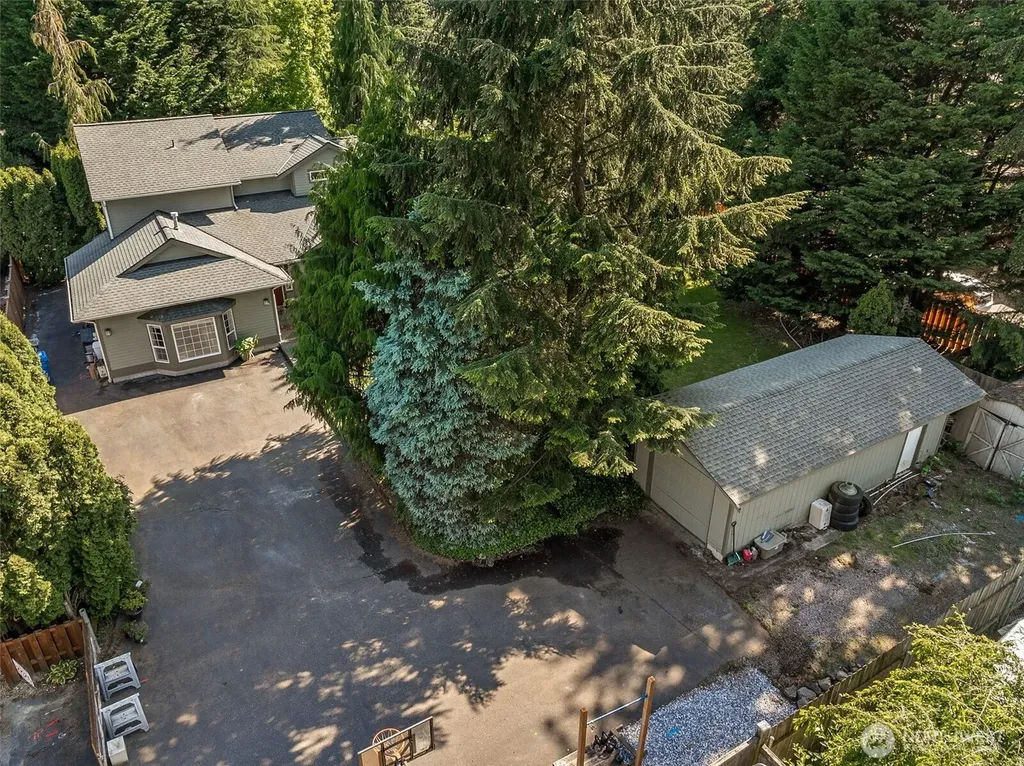 7624 52nd Avenue E Tacoma WA 98443