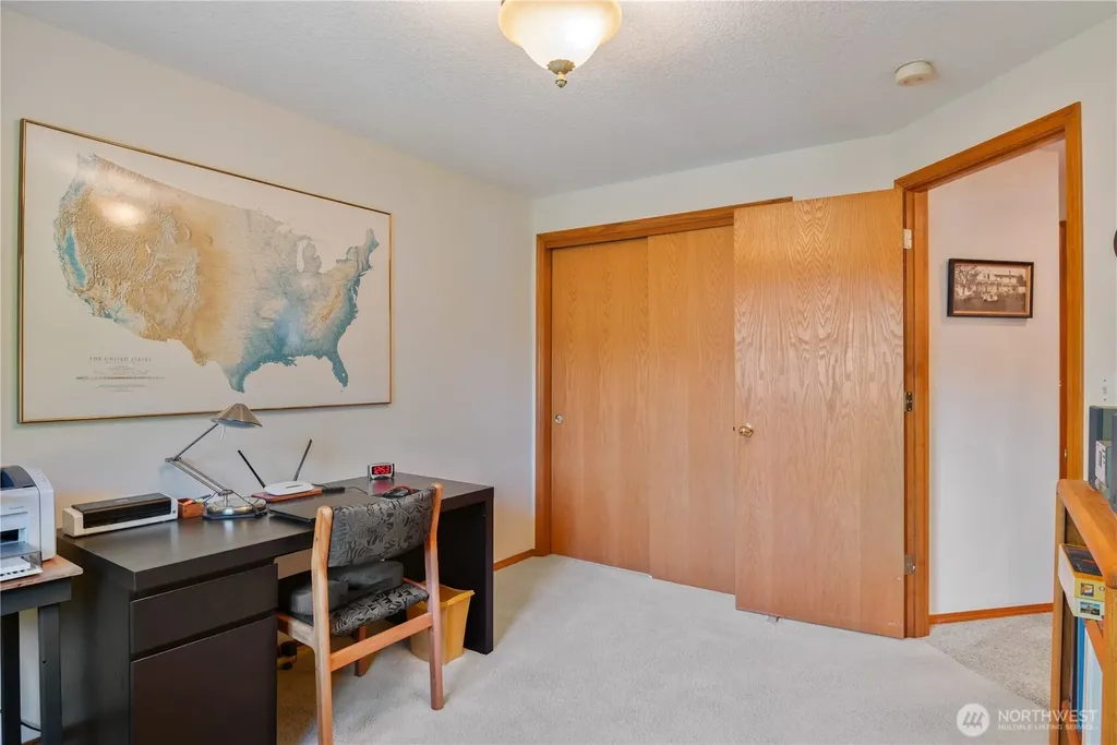 2539 E Lynnwood Drive Longview WA 98632