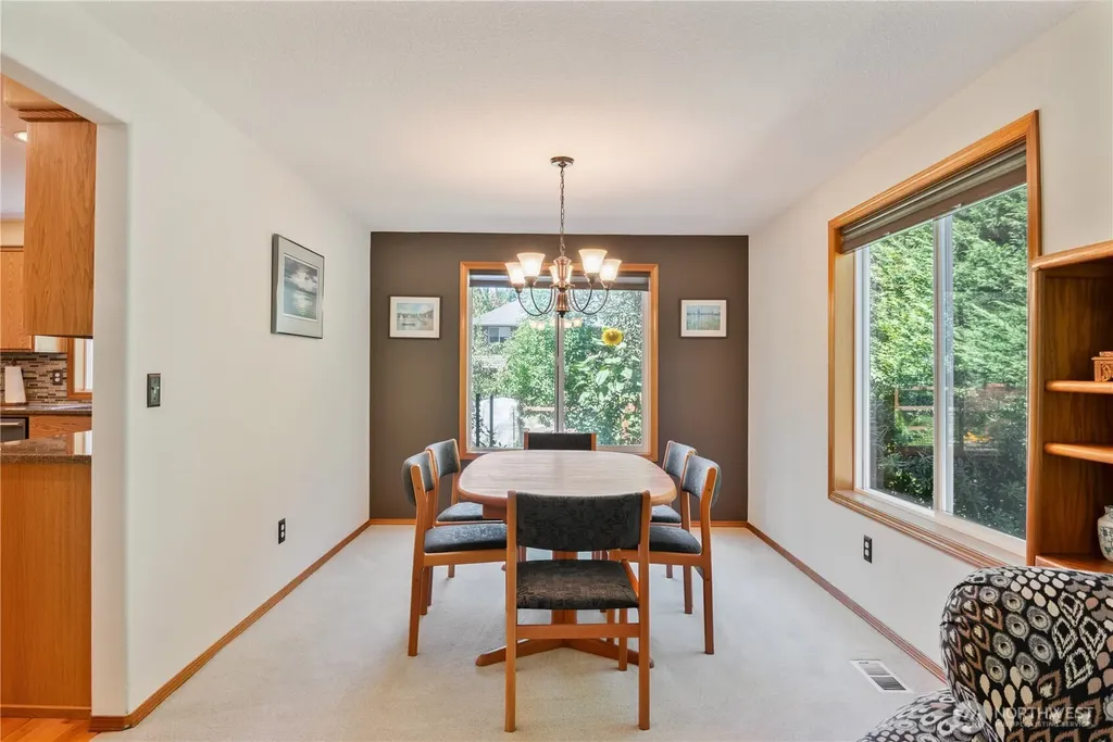 2539 E Lynnwood Drive Longview WA 98632