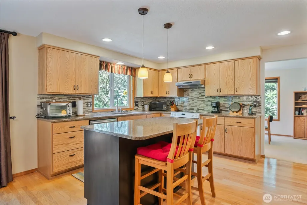 2539 E Lynnwood Drive Longview WA 98632