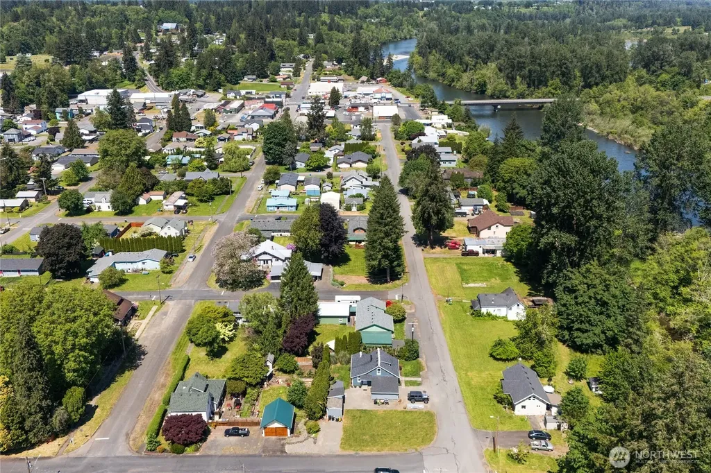 621 S First Street Toledo WA 98591