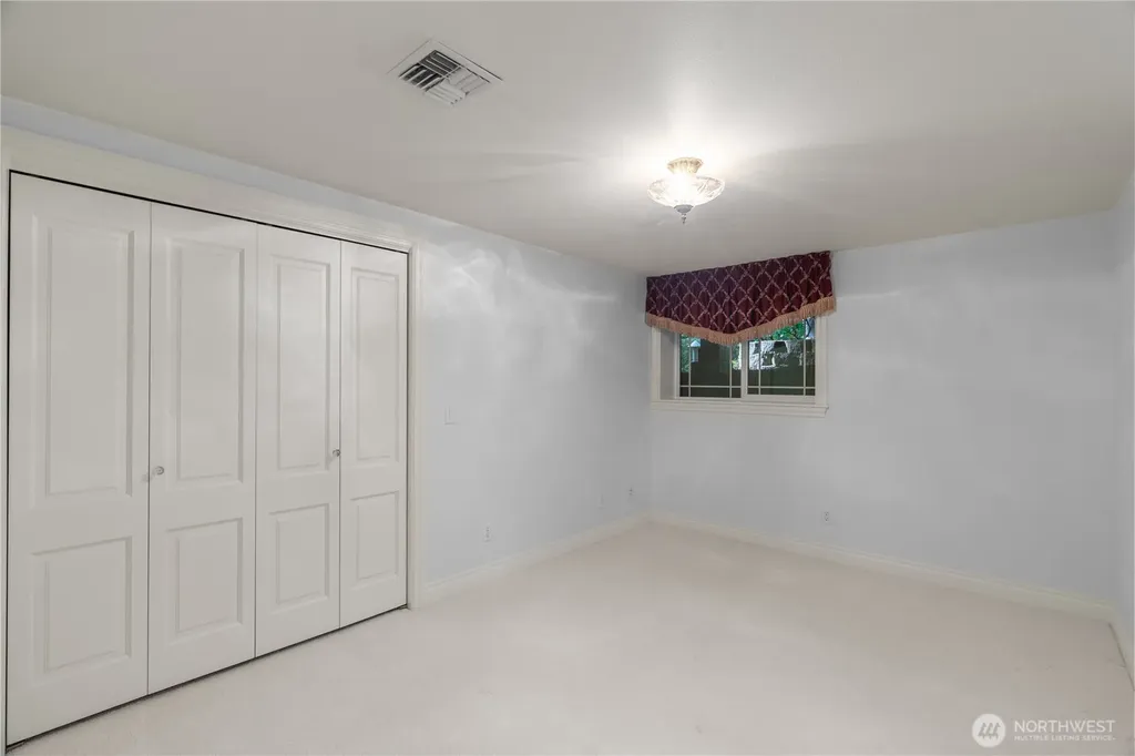 115 Reynvaan Drive Aberdeen WA 98520
