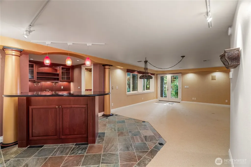 115 Reynvaan Drive Aberdeen WA 98520