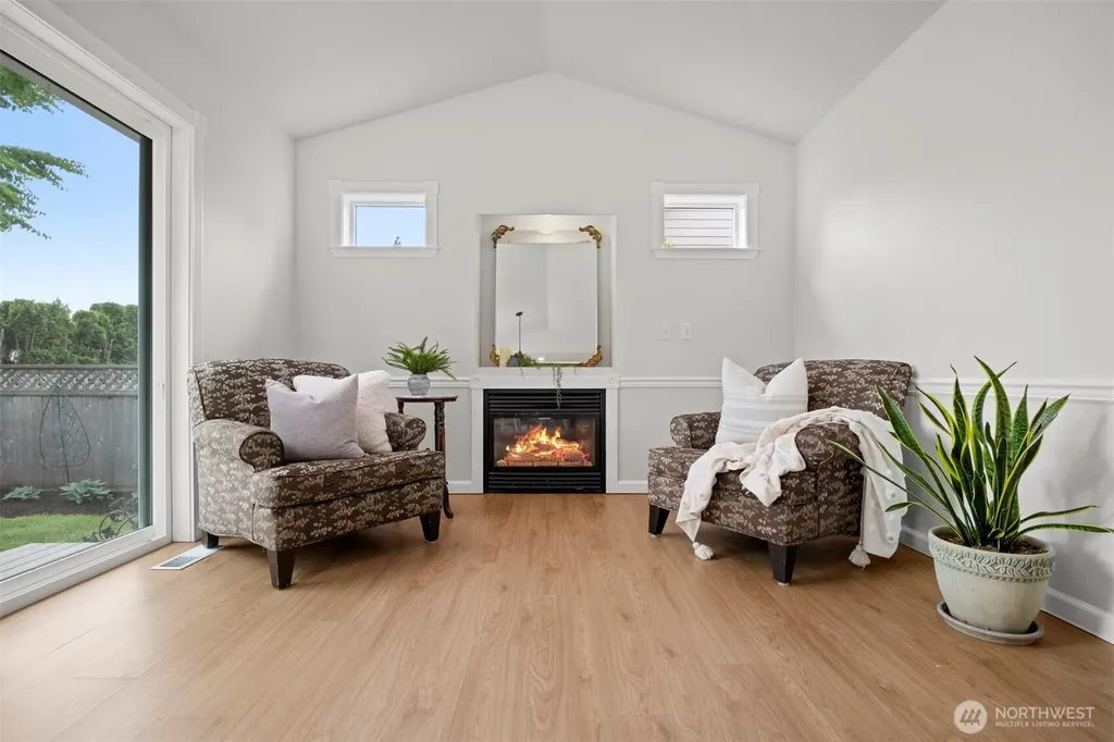 103 Woodfield Court Lynden WA 98264