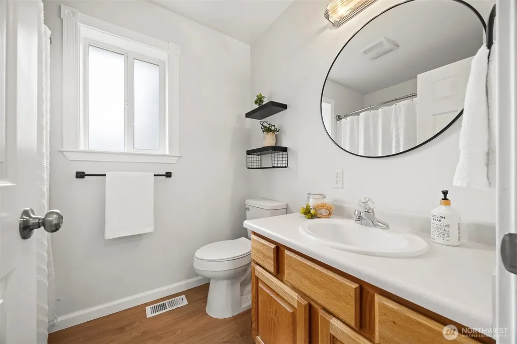 103 Woodfield Court Lynden WA 98264
