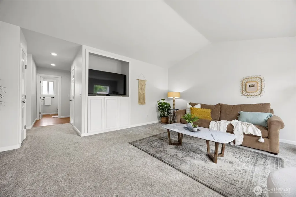103 Woodfield Court Lynden WA 98264