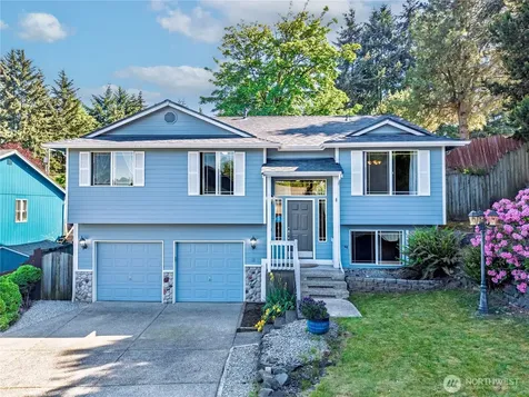 1230 30th Avenue Ct SW Puyallup WA 98373