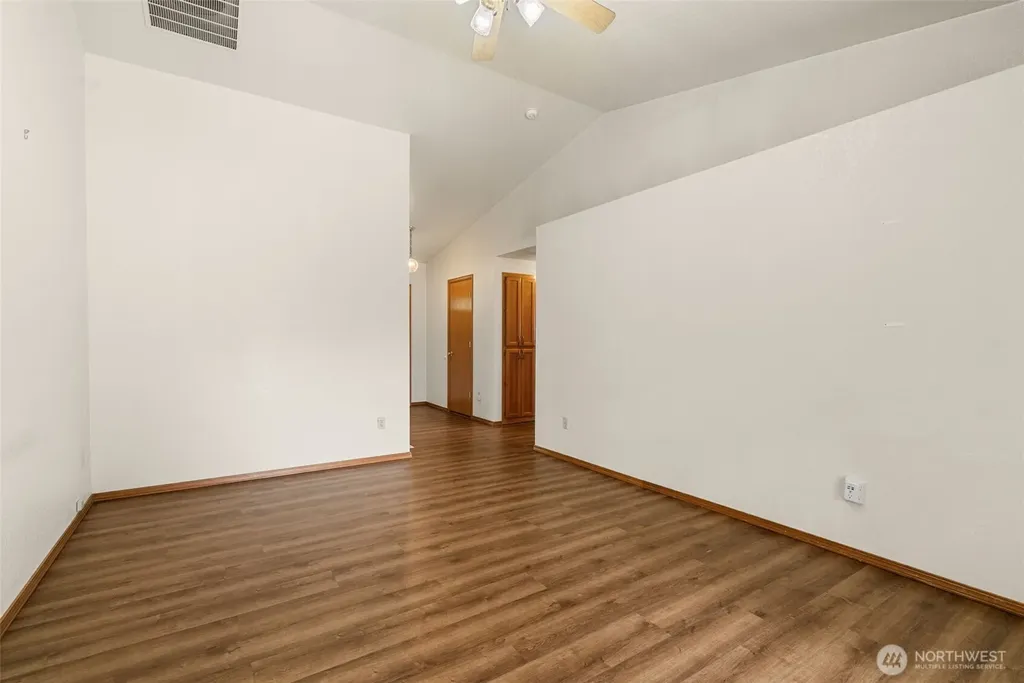 5612 Vincent Court SE Lacey WA 98513