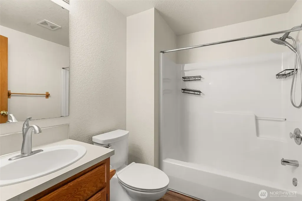 5612 Vincent Court SE Lacey WA 98513
