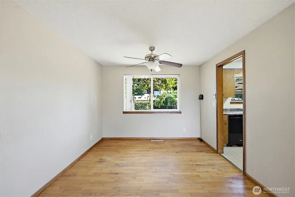 915 S Orchard Street Tacoma WA 98465