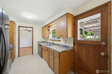 915 S Orchard Street Tacoma WA 98465