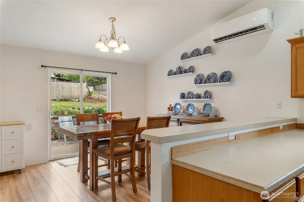 430 E Herron Drive Shelton WA 98584