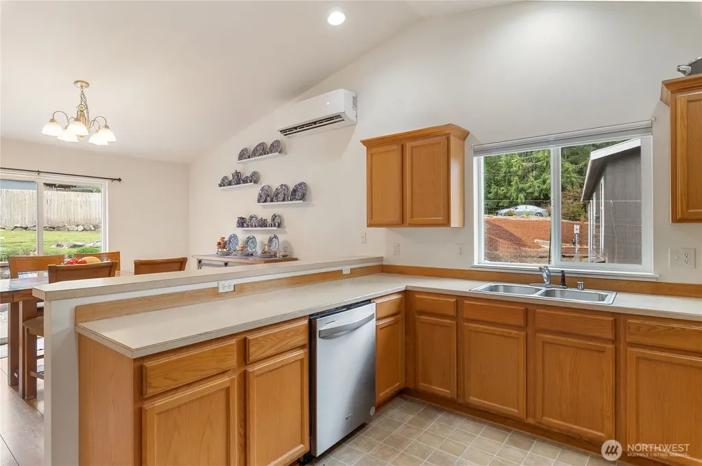 430 E Herron Drive Shelton WA 98584