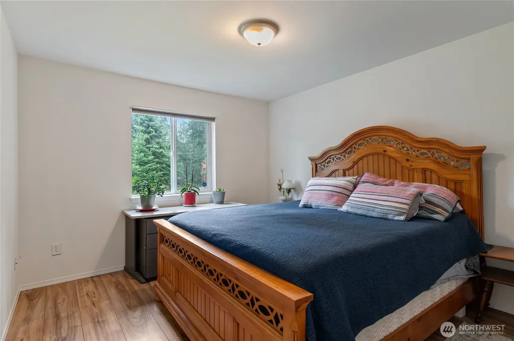 430 E Herron Drive Shelton WA 98584