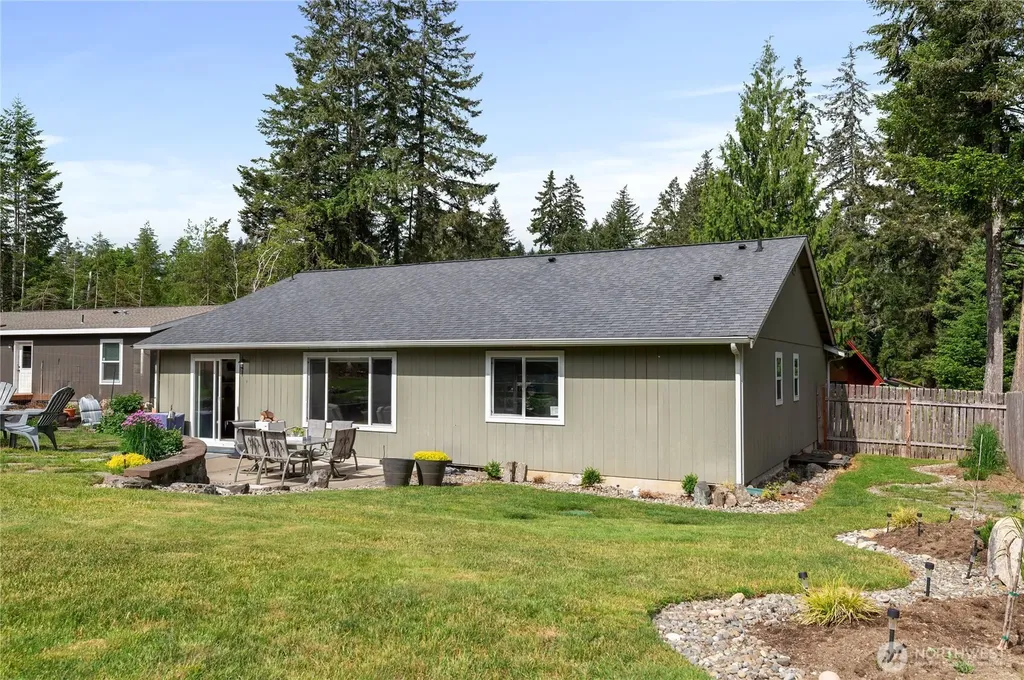 430 E Herron Drive Shelton WA 98584