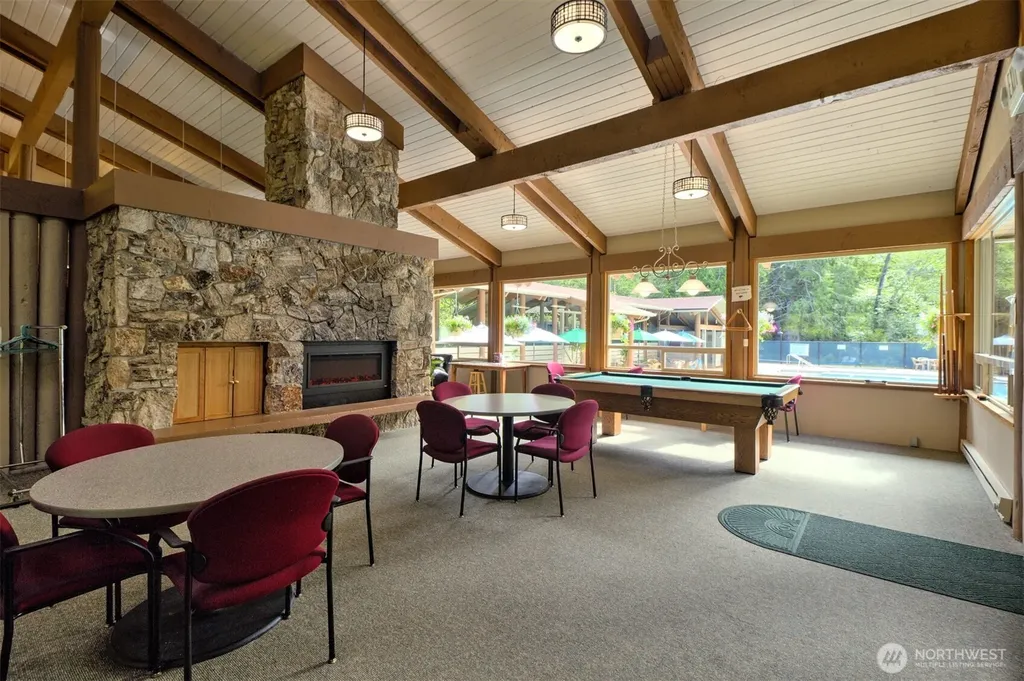 450 E Pointes Drive E Shelton WA 98584