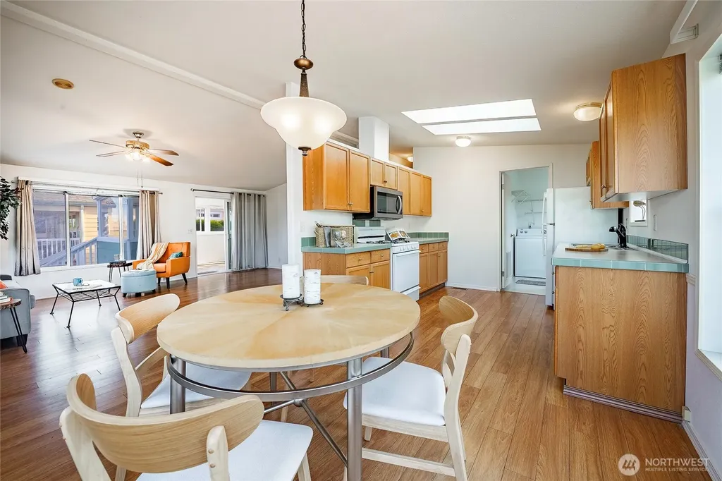 4751 Birch Bay Lynden Road Blaine WA 98230