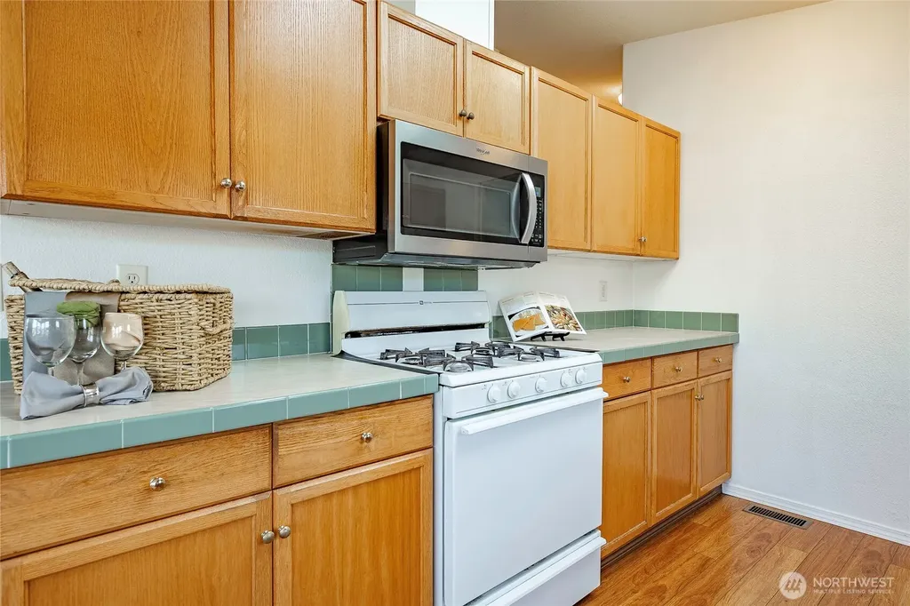 4751 Birch Bay Lynden Road Blaine WA 98230
