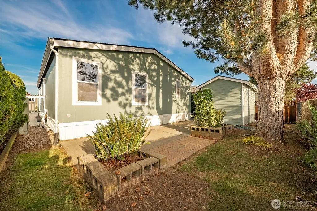 4751 Birch Bay Lynden Road Blaine WA 98230