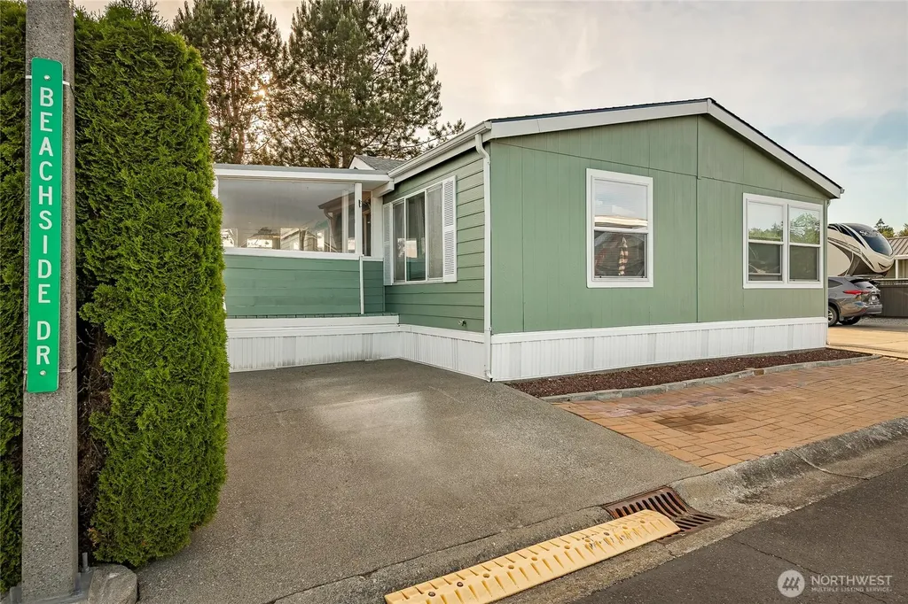 4751 Birch Bay Lynden Road Blaine WA 98230