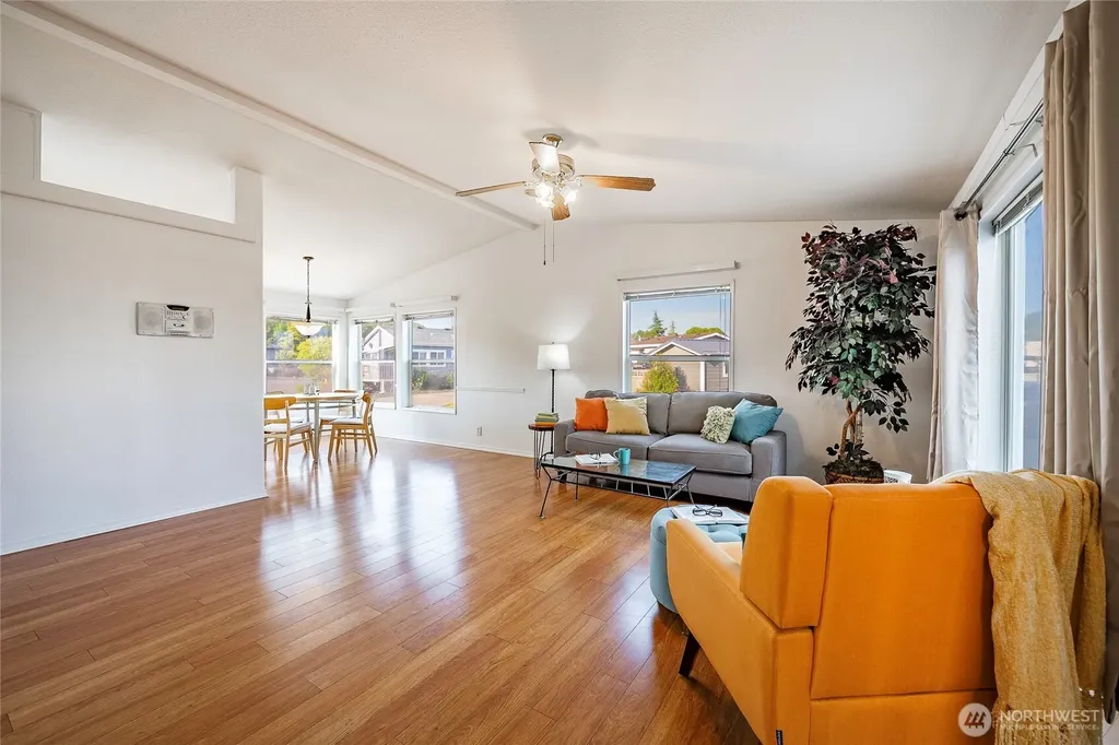 4751 Birch Bay Lynden Road Blaine WA 98230