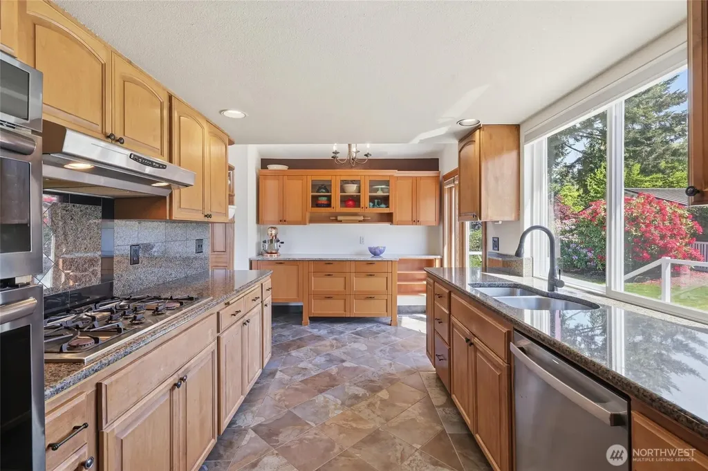 3016 51st Place SW Everett WA 98203