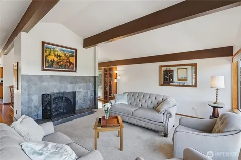 3016 51st Place SW Everett WA 98203