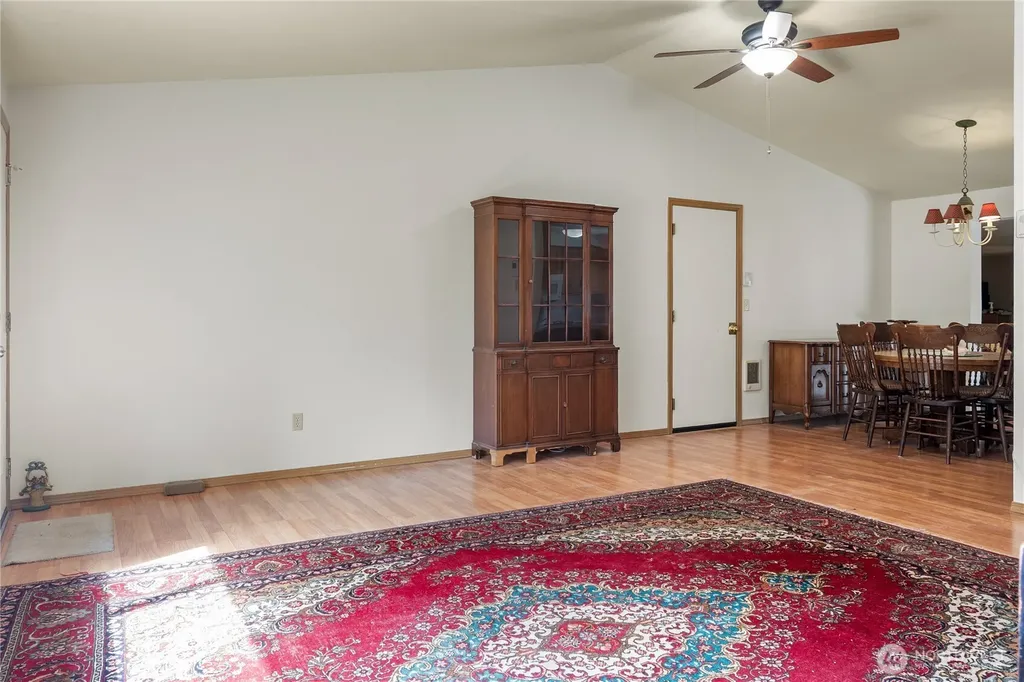 70 E Sycamore Place Shelton WA 98584