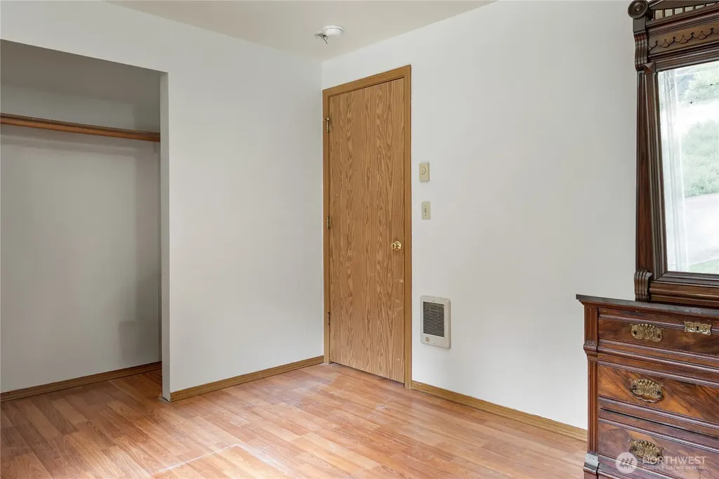 70 E Sycamore Place Shelton WA 98584