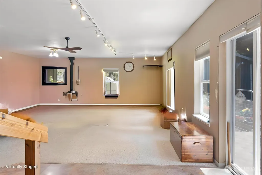 70 E Sycamore Place Shelton WA 98584